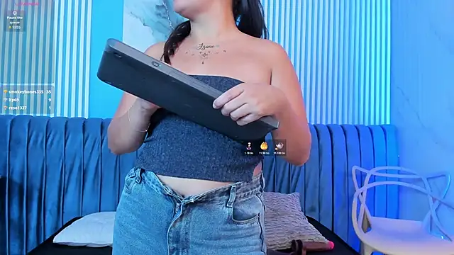 megansumer webcam
