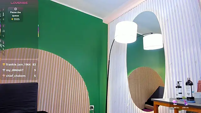 vailoetharris webcam