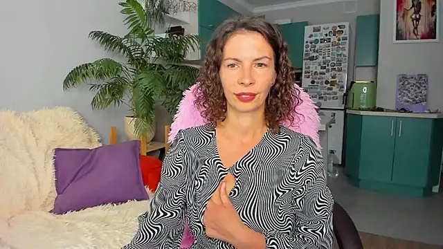 ChristinaGlory webcam