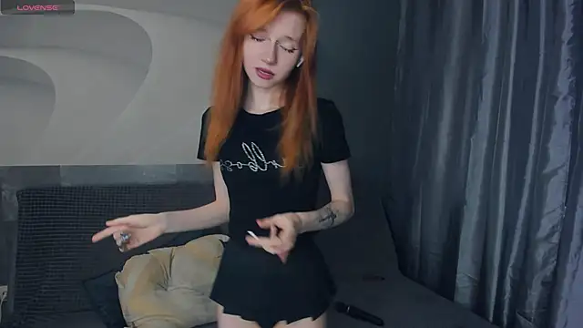 TarynPalek webcam
