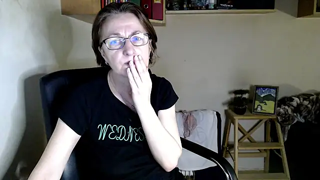 katemodel webcam