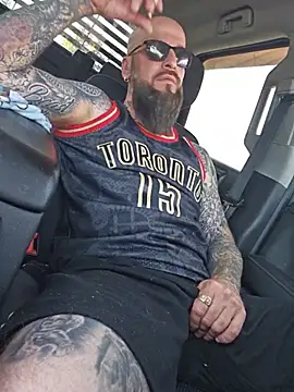 Beardedtattood webcam