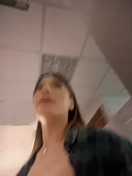 IAmNobodyXXX webcam