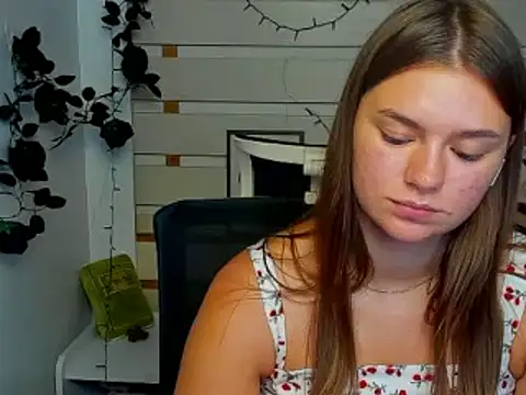 Josephine_Kiss webcam