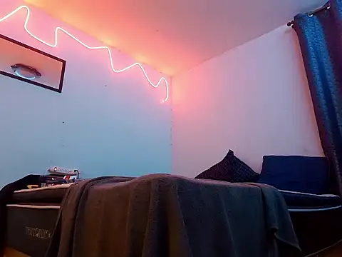 cheekyboyx webcam