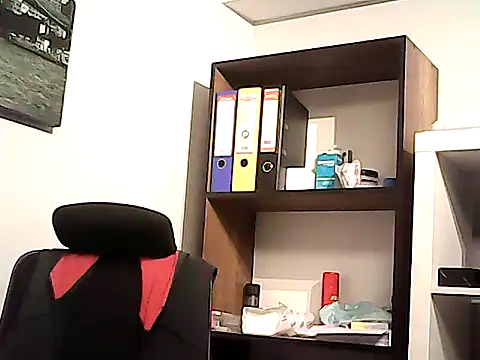 mastercharisma35 (Ask my age) - like tips pls. ı stand up for you.. okey
