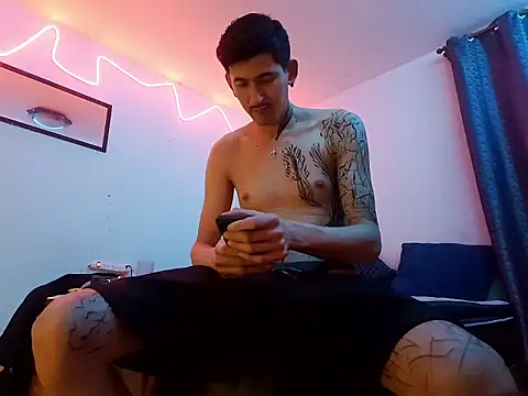 cheekyboyx
