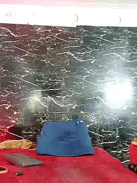 crislingery_dolli webcam