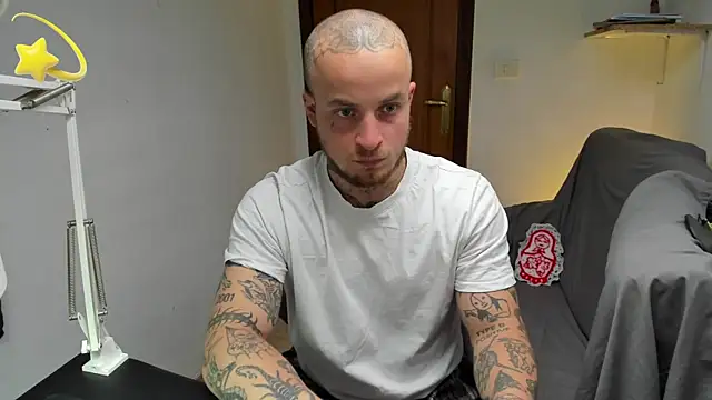 layneinchains webcam