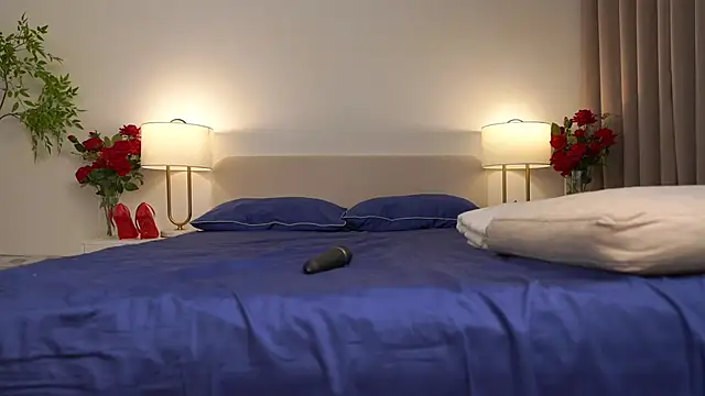 peopleneedlove144 - Peopleneedlove144's free webcam - UK Sex Cams