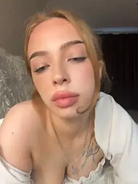 Hannah_xBaby webcam