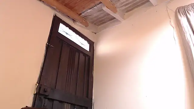 Emma_Henderson webcam