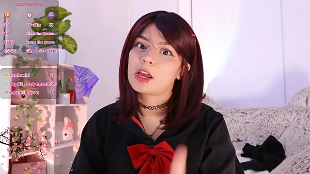 Evelynnee webcam