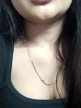 Wild-janvi webcam