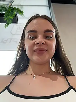 KristiRich webcam