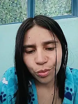 Cata_black webcam