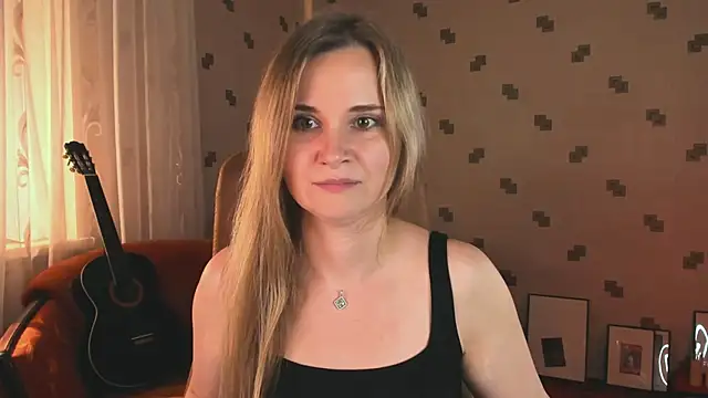 MiaSparkes webcam