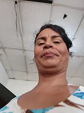 Nisothmae - Trans webcam sex chat
