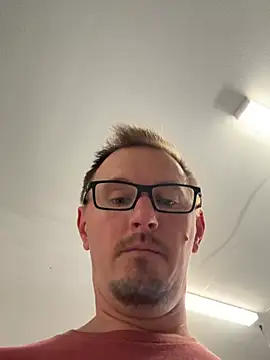 Hardpaul85 webcam
