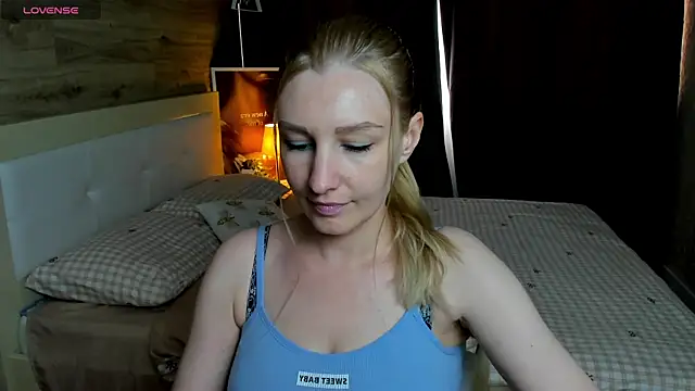 ReginaAmour webcam