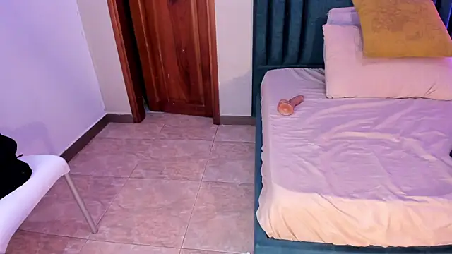 PenelopeCruzz_ webcam