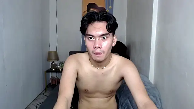 asian_cale webcam