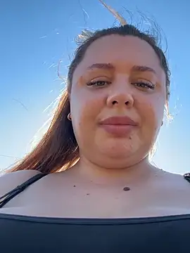 Sara_Hug webcam