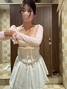 gougou13 live sex cam