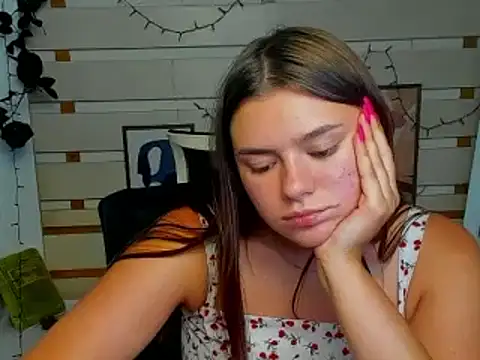 Josephine_Kiss webcam
