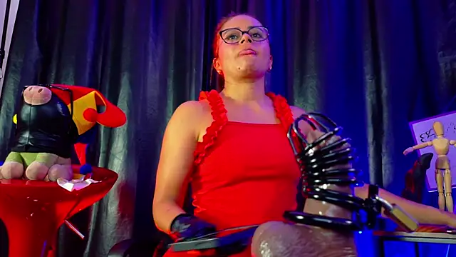MistressSlut1 webcam