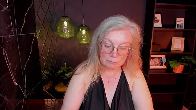 NataliMellow webcam