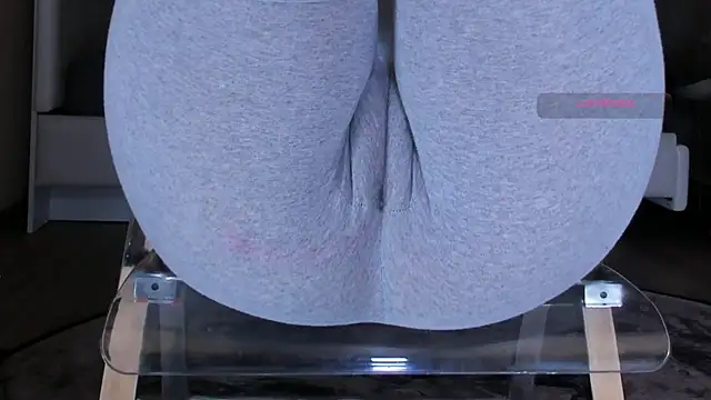 Cameltoe_squirt_inPants webcam