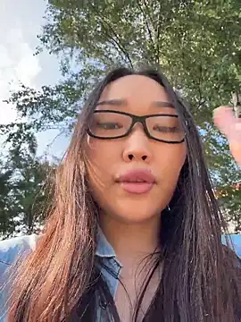 trytomakememoam webcam