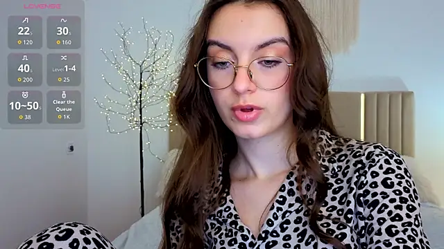 Real_cutie1 webcam