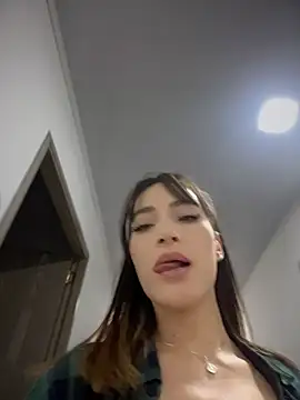 IAmNobodyXXX live cam on StripChat