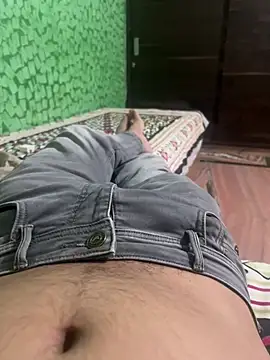 hotcuteguy_xxx1 live cam on StripChat