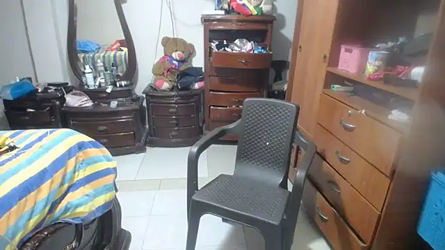 jazmin_mature_ webcam