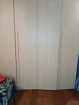 bear_skinny webcam