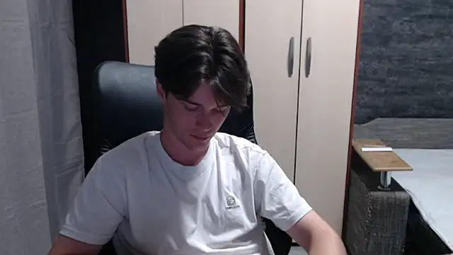 arthur___king live cam on StripChat