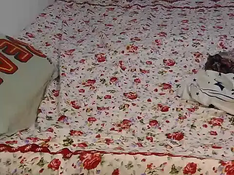 naughtygoddes3 webcam