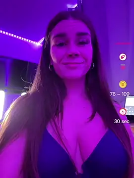 MaggyMayI webcam