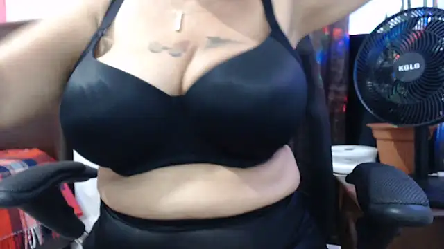 jenny_milf69 live cam on StripChat