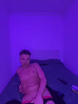 Enzo_Luxury webcam