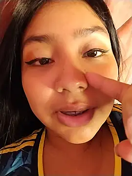 Amber_Herrera live cam on StripChat