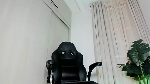 Biscuit_oliva webcam