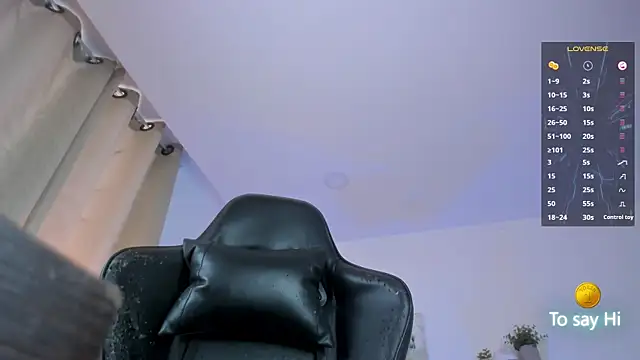 Anya_Volkov webcam