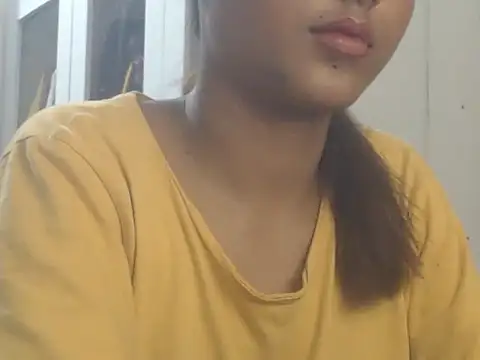 NancyRuvi webcam