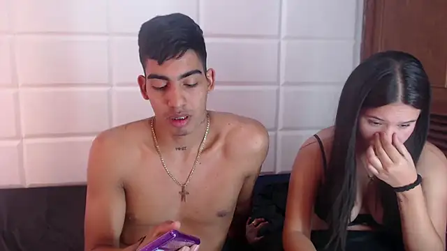 Milo_and_Mily webcam