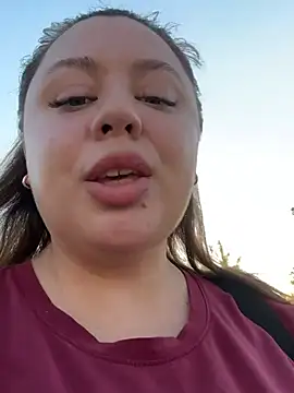 Sara_Hug webcam
