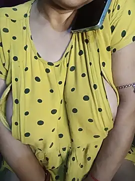 sneha_gril (F milf) - Boobs show clips